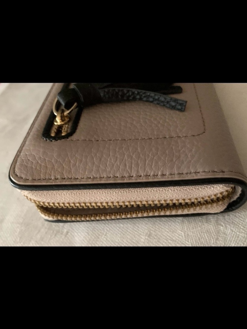 kate spade Pebbled Leather Wallet in Taupe Gold Hardware black tassel - Picture 7 of 12